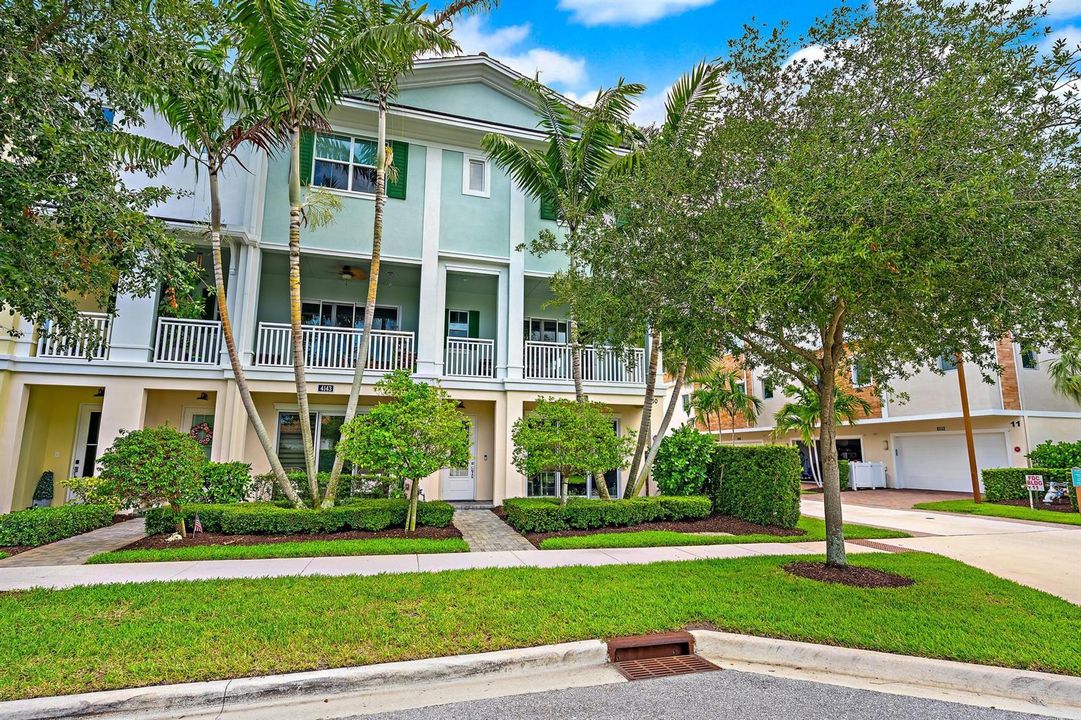 End Unit Alton Townhouse