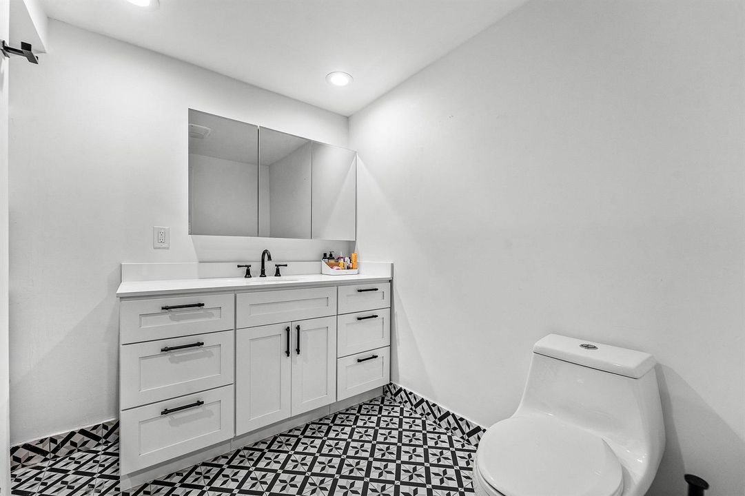 019-7942LaMiradaDrive-BocaRaton-FL-33433