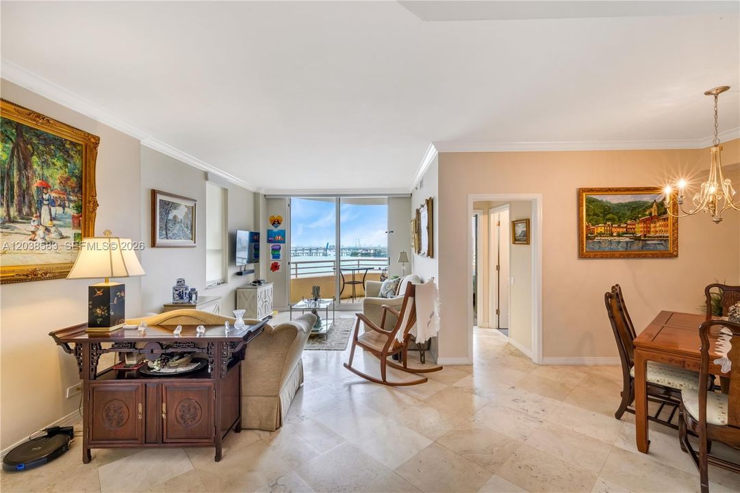 For Sale: $870,000 (2 beds, 2 baths, 1310 Square Feet)