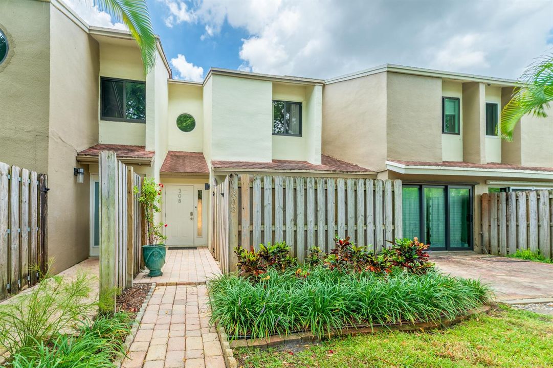 20260615 - 308 City View Drive - MR-1