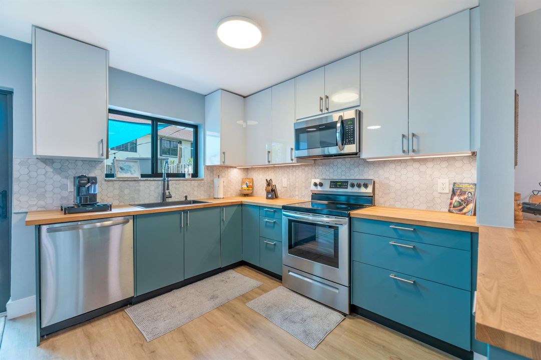 20260615 - 308 City View Drive - MR-13