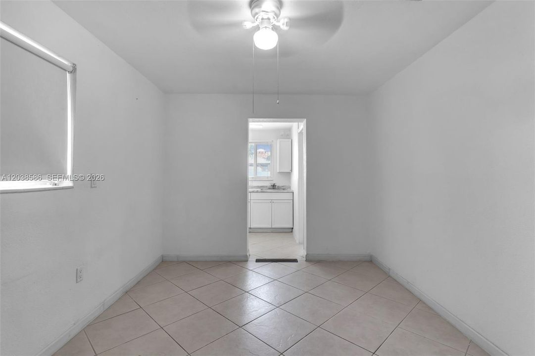 На продажу: $699,900 (3 спален, 2 ванн, 1696 Квадратных фут)