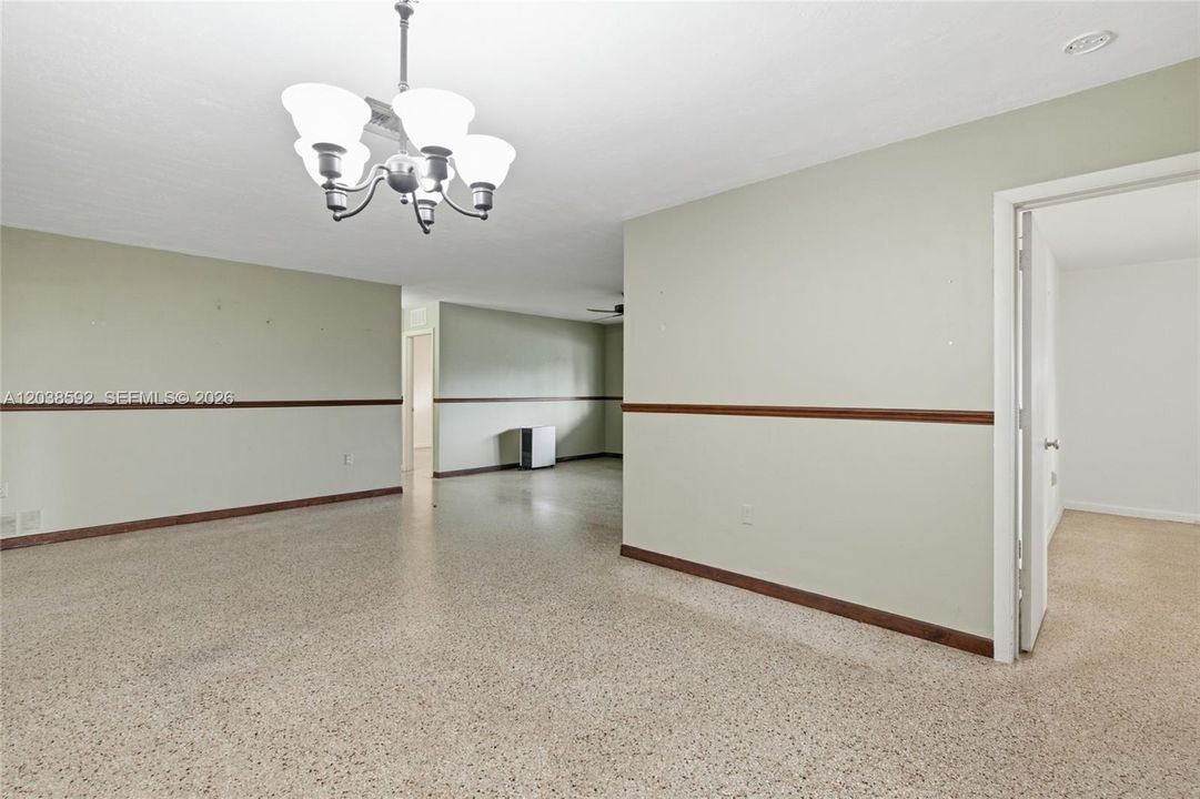 For Sale: $475,000 (3 beds, 2 baths, 1806 Square Feet)