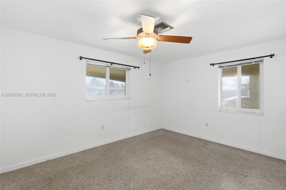 For Sale: $475,000 (3 beds, 2 baths, 1806 Square Feet)