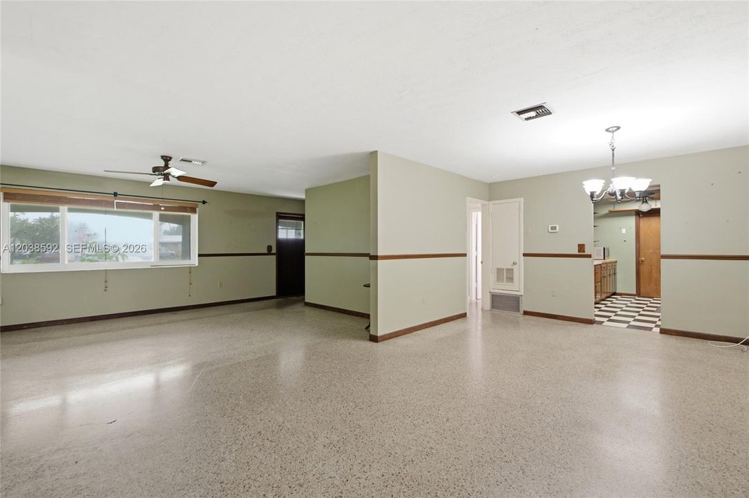 For Sale: $475,000 (3 beds, 2 baths, 1806 Square Feet)