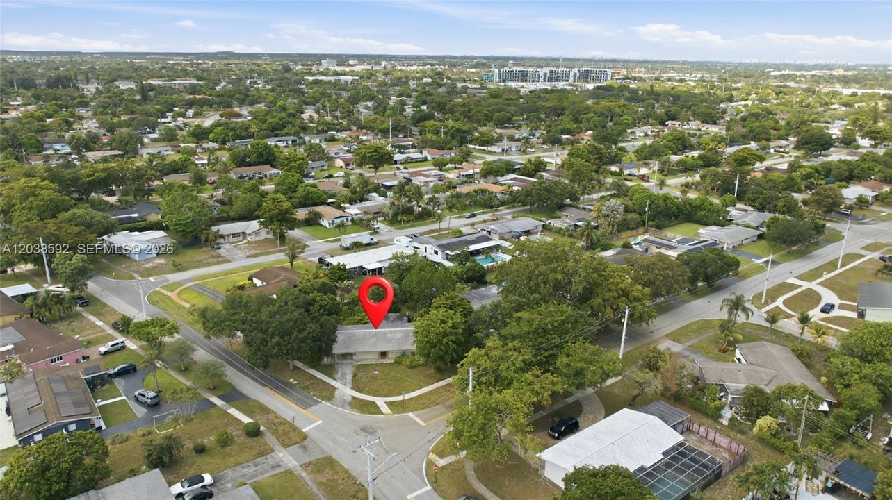 For Sale: $475,000 (3 beds, 2 baths, 1806 Square Feet)
