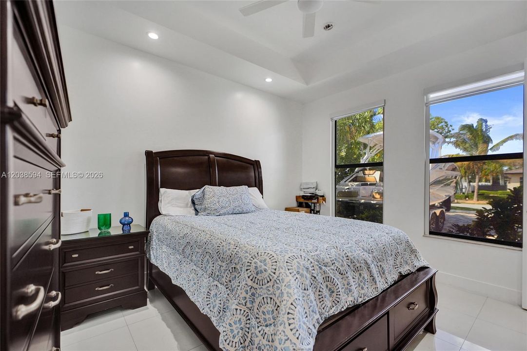 For Sale: $1,499,000 (5 beds, 4 baths, 3529 Square Feet)