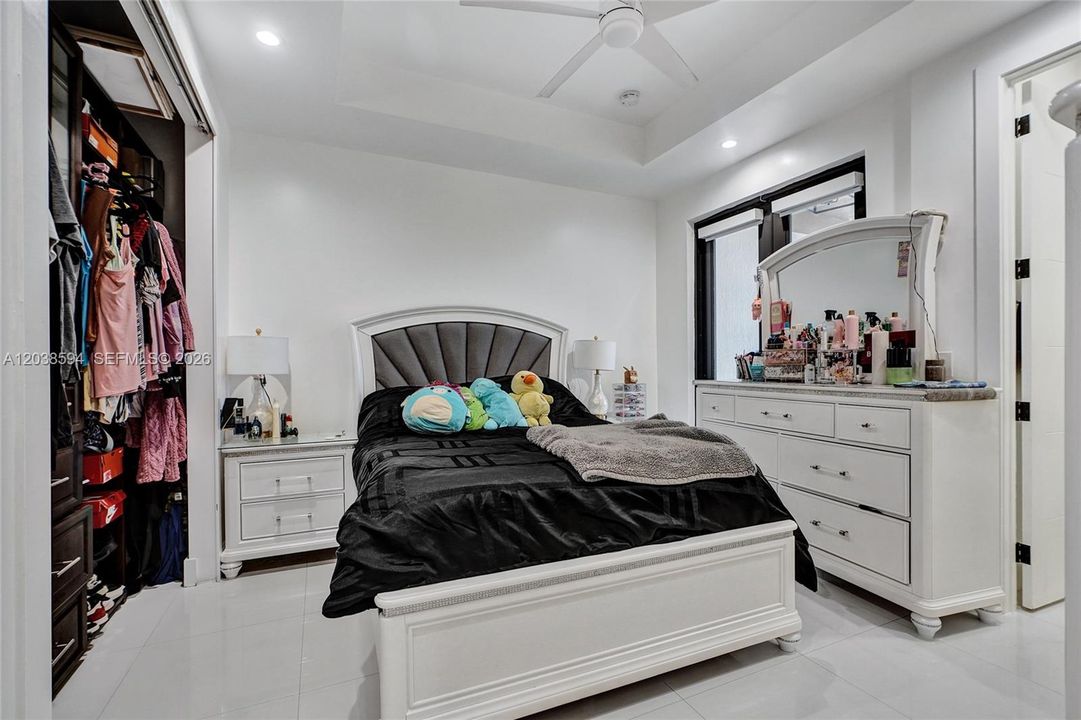 For Sale: $1,499,000 (5 beds, 4 baths, 3529 Square Feet)
