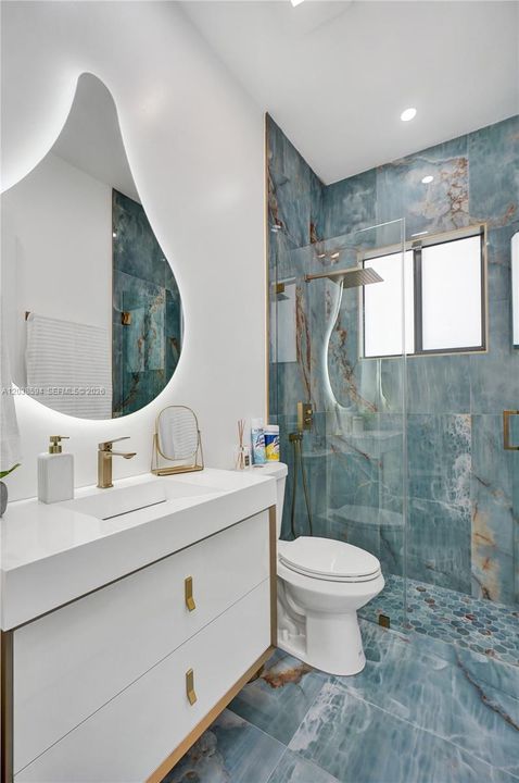 For Sale: $1,499,000 (5 beds, 4 baths, 3529 Square Feet)