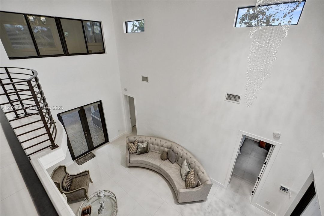 For Sale: $1,499,000 (5 beds, 4 baths, 3529 Square Feet)