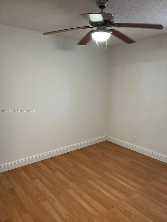 В аренду: $2,250 (3 спален, 2 ванн, 1156 Квадратных фут)