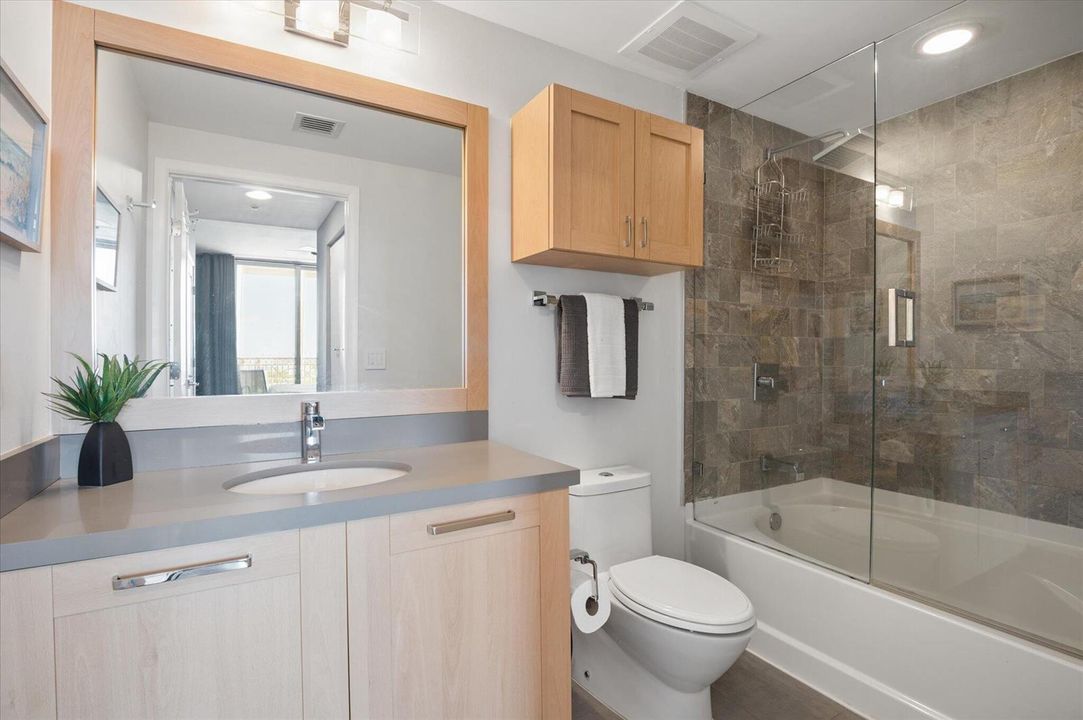 11-Steiner-511 SE 5th Ave #2110-11