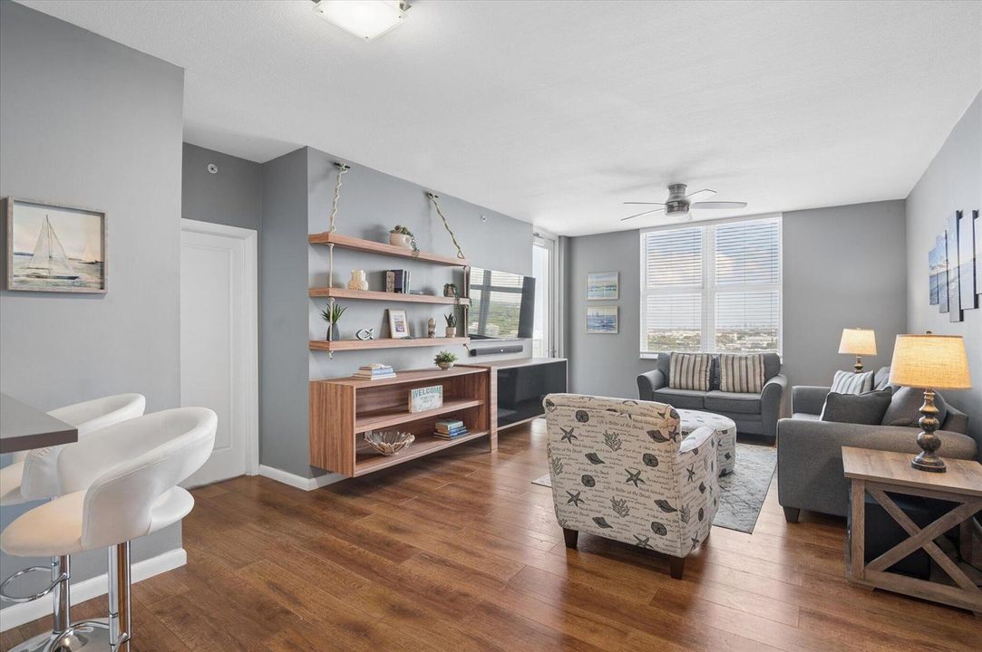 02-Steiner-511 SE 5th Ave #2110-4