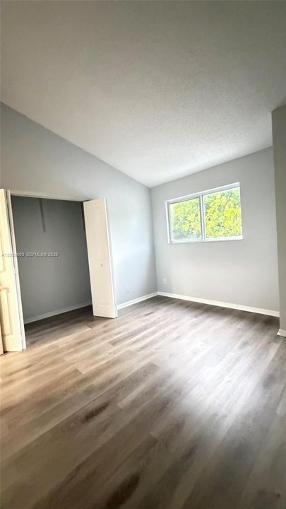 For Sale: $225,000 (2 beds, 2 baths, 1096 Square Feet)