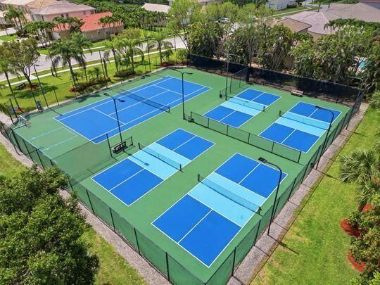 Tennis/Pickleball Courts