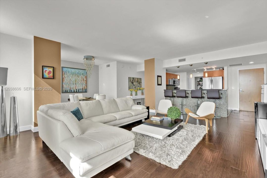 For Sale: $763,400 (2 beds, 2 baths, 1590 Square Feet)