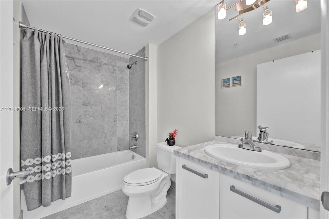 For Sale: $763,400 (2 beds, 2 baths, 1590 Square Feet)