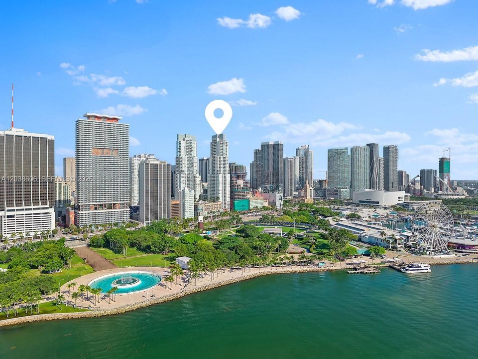 For Sale: $763,400 (2 beds, 2 baths, 1590 Square Feet)