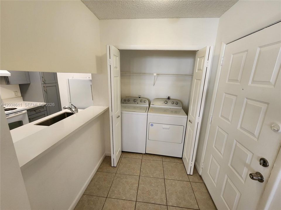 For Rent: $1,650 (1 beds, 1 baths, 620 Square Feet)