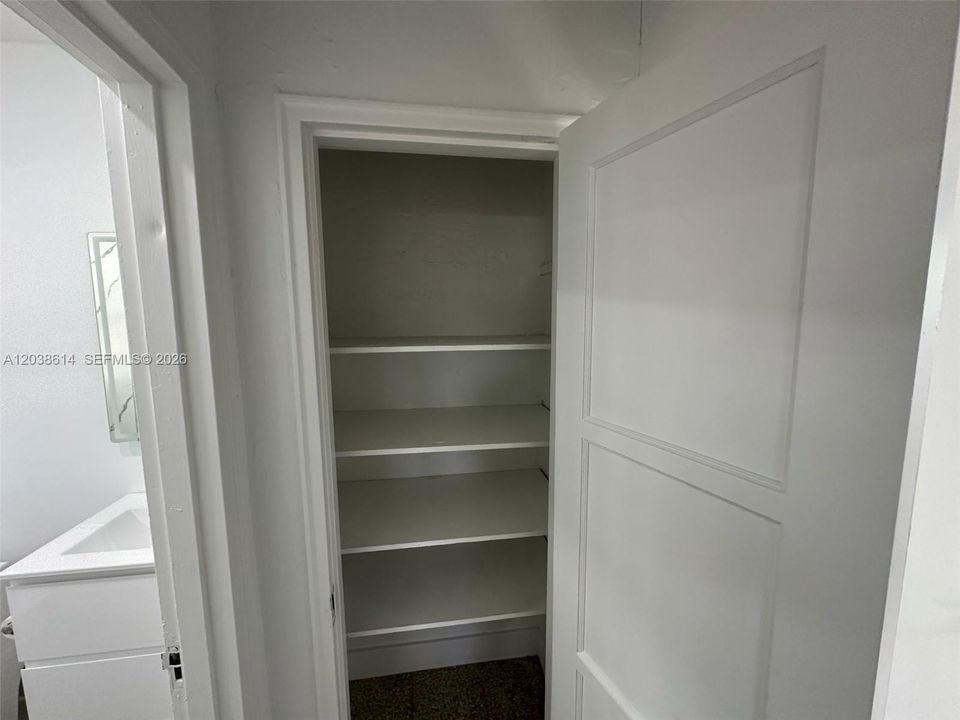 В аренду: $1,650 (1 спален, 1 ванн, 550 Квадратных фут)