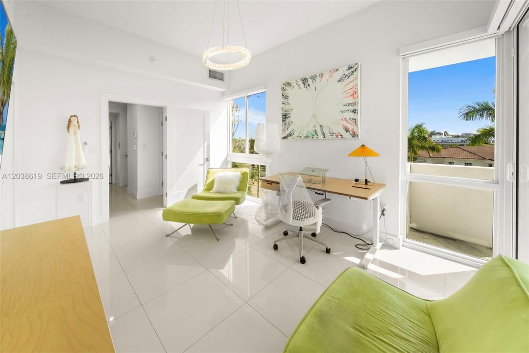 En Venta: $2,100,000 (3 camas, 3 baños, 2266 Pies cuadrados)