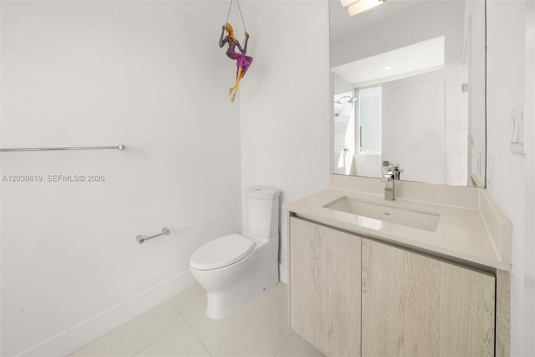 En Venta: $2,100,000 (3 camas, 3 baños, 2266 Pies cuadrados)