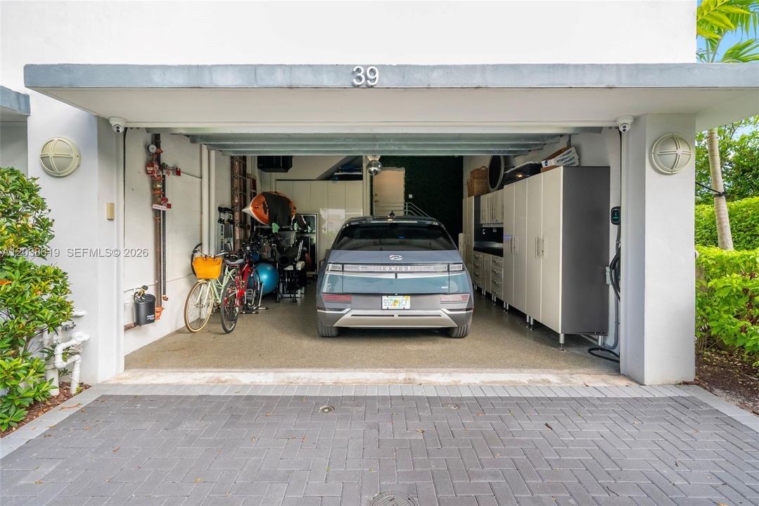 En Venta: $2,100,000 (3 camas, 3 baños, 2266 Pies cuadrados)