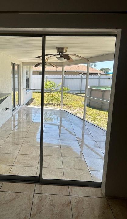 For Rent: $1,900 (3 beds, 3 baths, 0 Square Feet)
