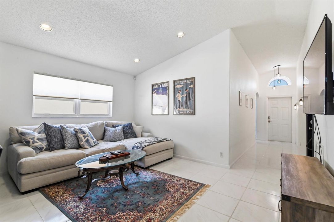 11 Living room 03