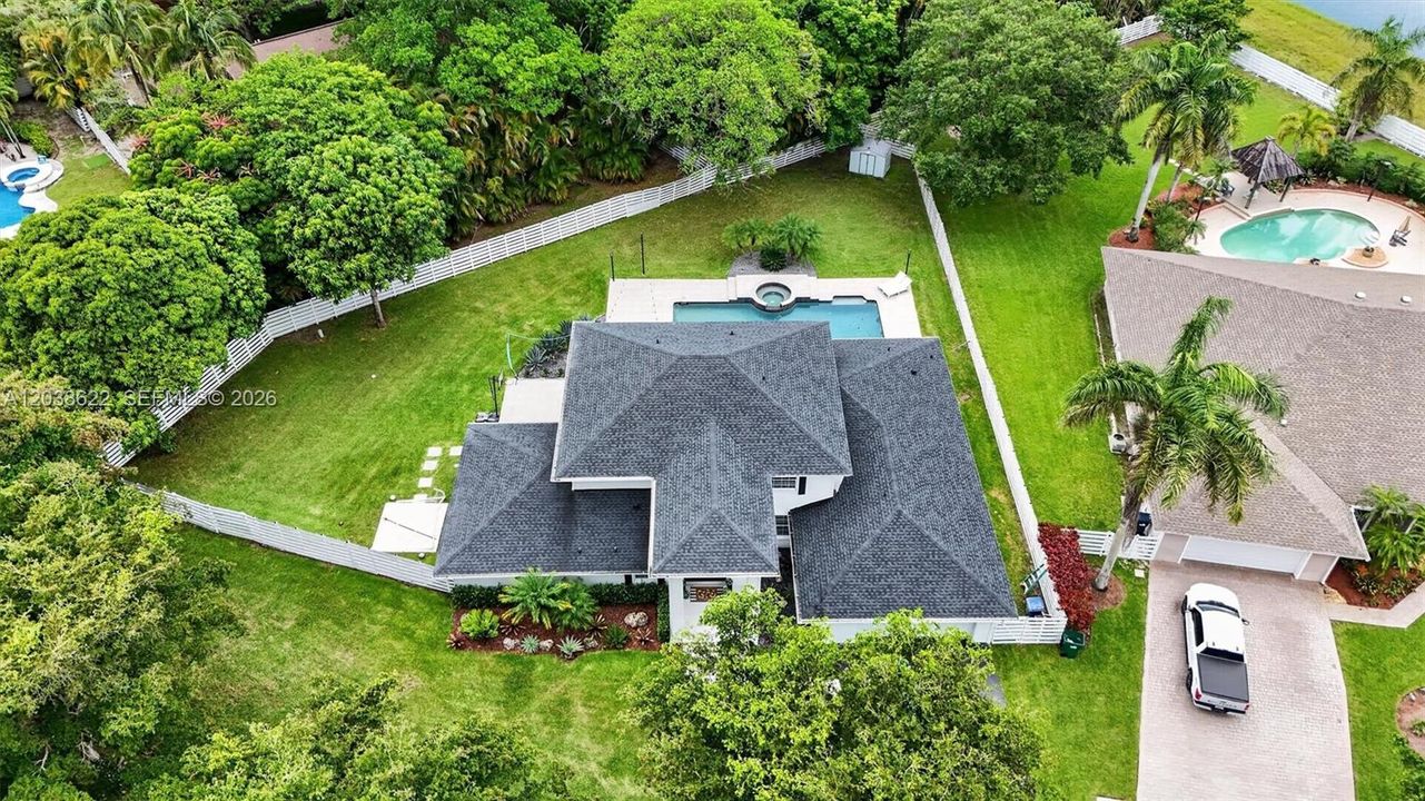 На продажу: $1,225,000 (5 спален, 3 ванн, 2930 Квадратных фут)