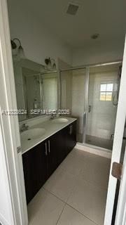 В аренду: $2,800 (3 спален, 2 ванн, 0 Квадратных фут)