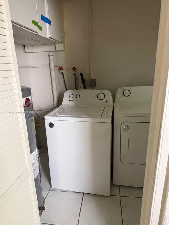 В аренду: $2,550 (3 спален, 1 ванн, 1308 Квадратных фут)