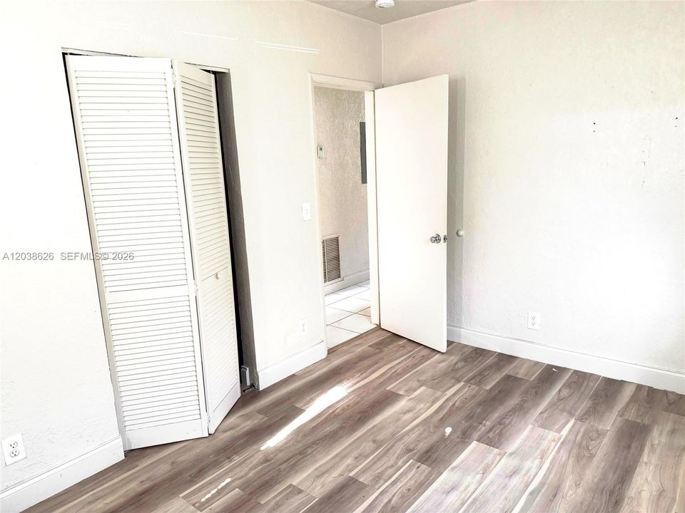 В аренду: $2,550 (3 спален, 1 ванн, 1308 Квадратных фут)