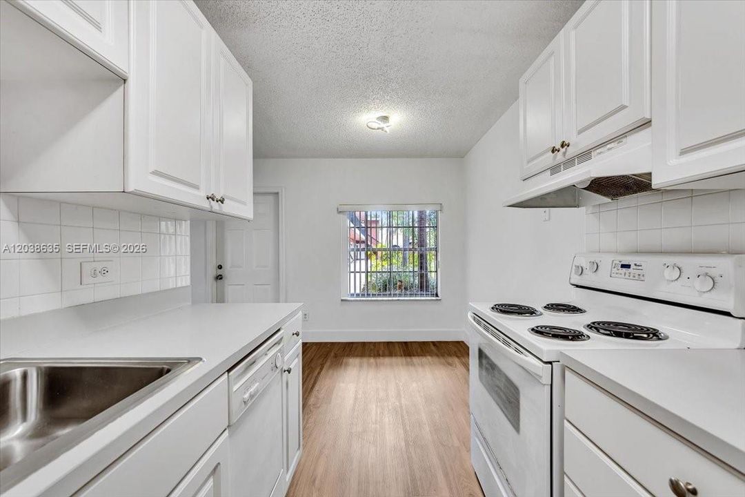 В аренду: $1,800 (1 спален, 1 ванн, 622 Квадратных фут)