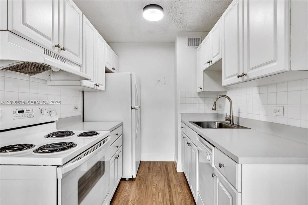 В аренду: $1,800 (1 спален, 1 ванн, 622 Квадратных фут)