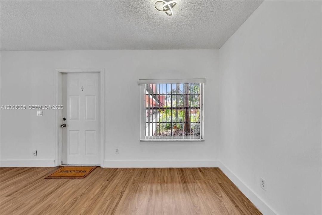 В аренду: $1,800 (1 спален, 1 ванн, 622 Квадратных фут)