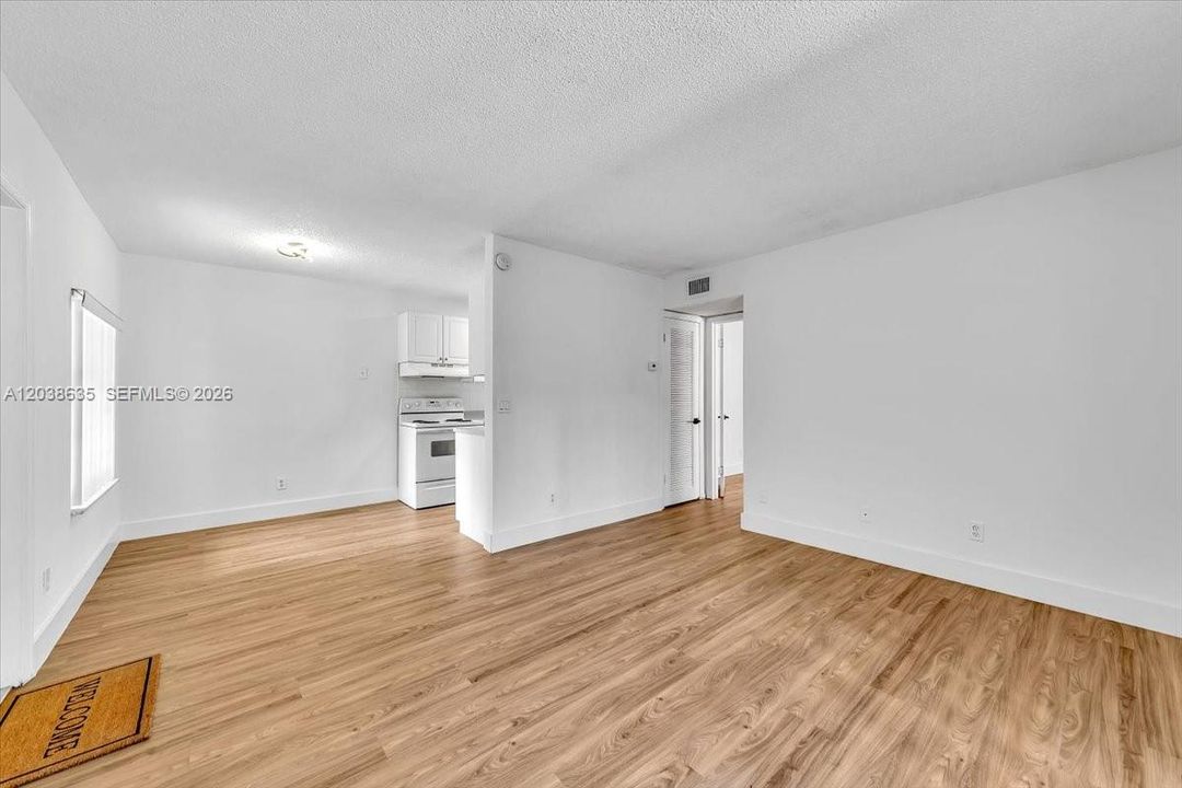 В аренду: $1,800 (1 спален, 1 ванн, 622 Квадратных фут)