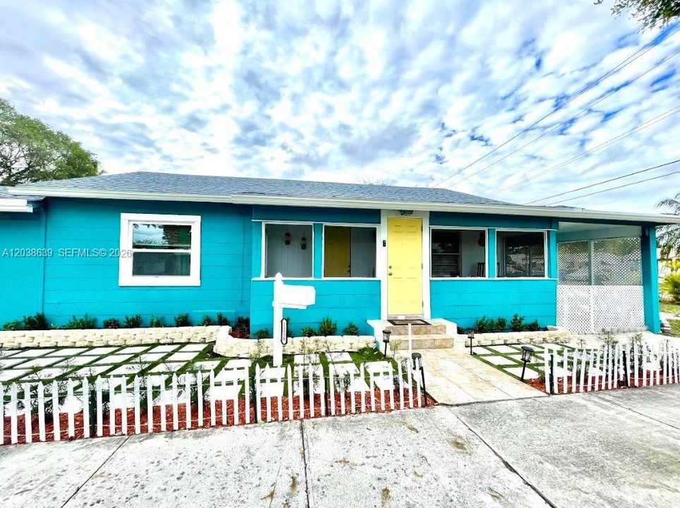 For Sale: $579,000 (0 beds, 0 baths, 1814 Square Feet)