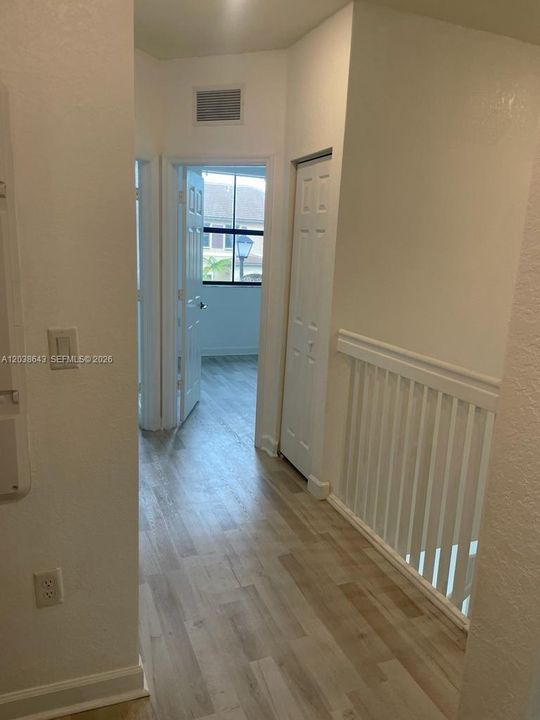 En Venta: $499,000 (3 camas, 2 baños, 1650 Pies cuadrados)