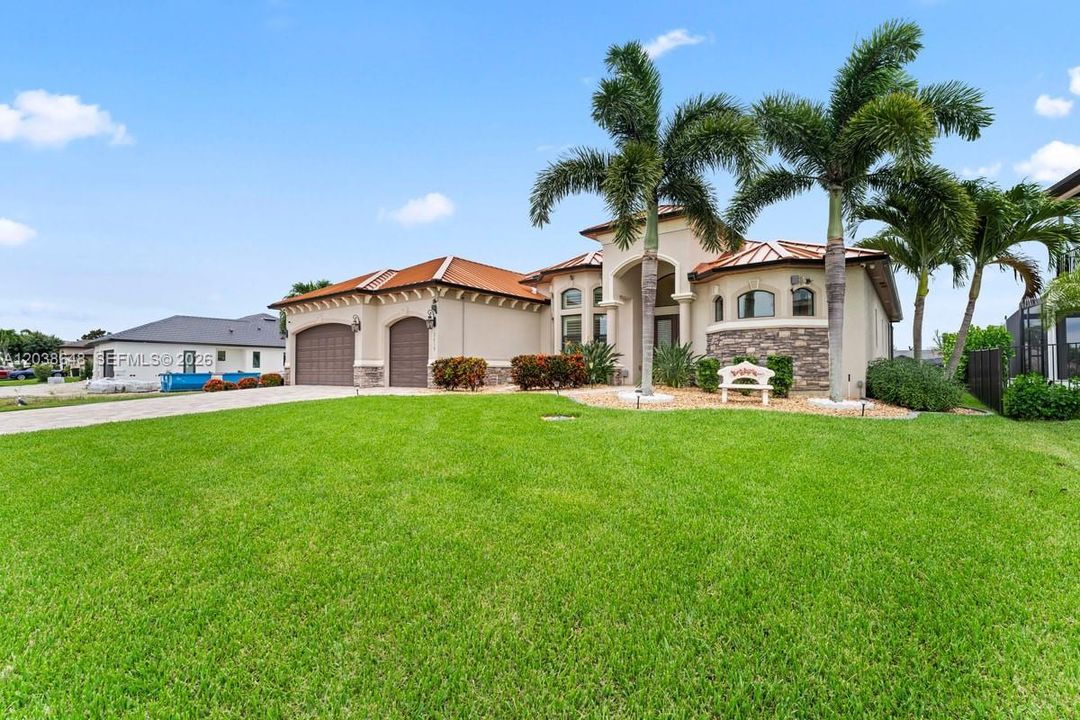 For Sale: $1,285,000 (3 beds, 3 baths, 2531 Square Feet)