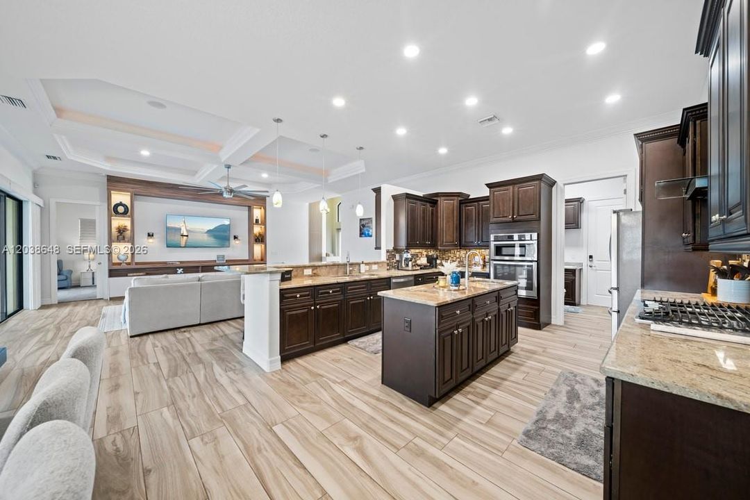For Sale: $1,285,000 (3 beds, 3 baths, 2531 Square Feet)