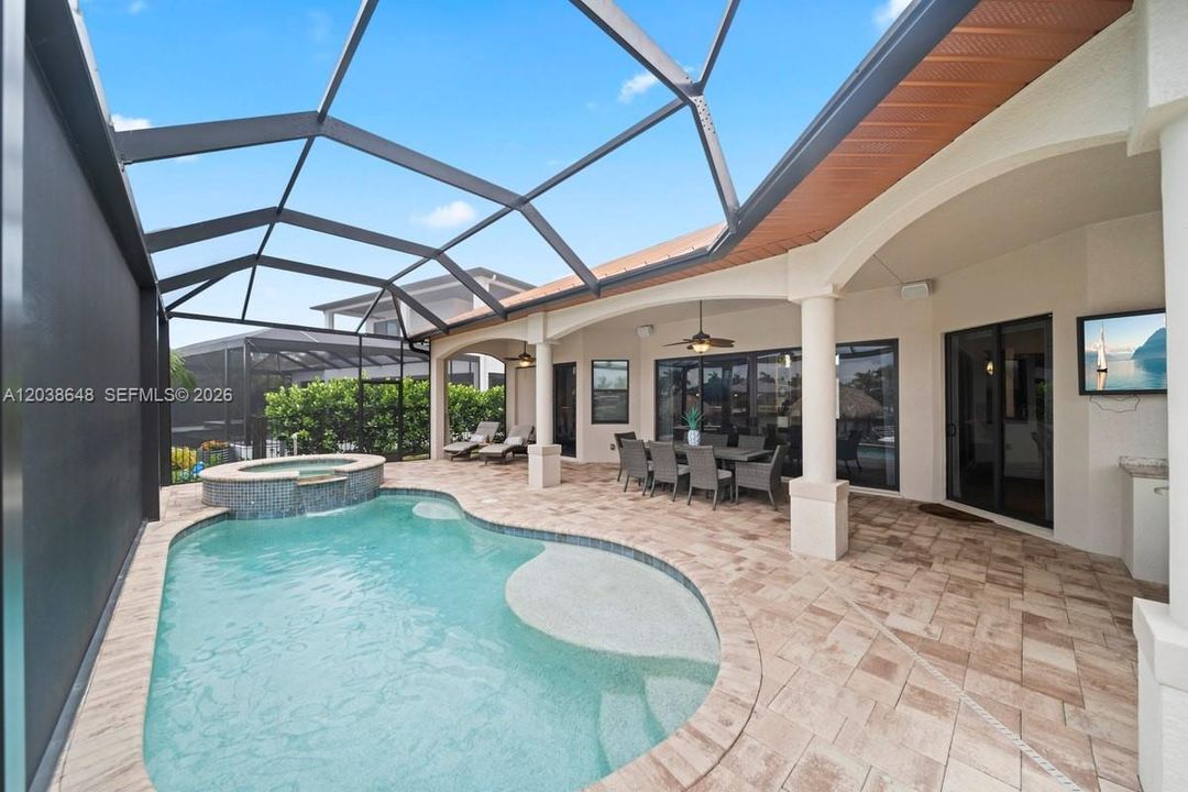 For Sale: $1,285,000 (3 beds, 3 baths, 2531 Square Feet)