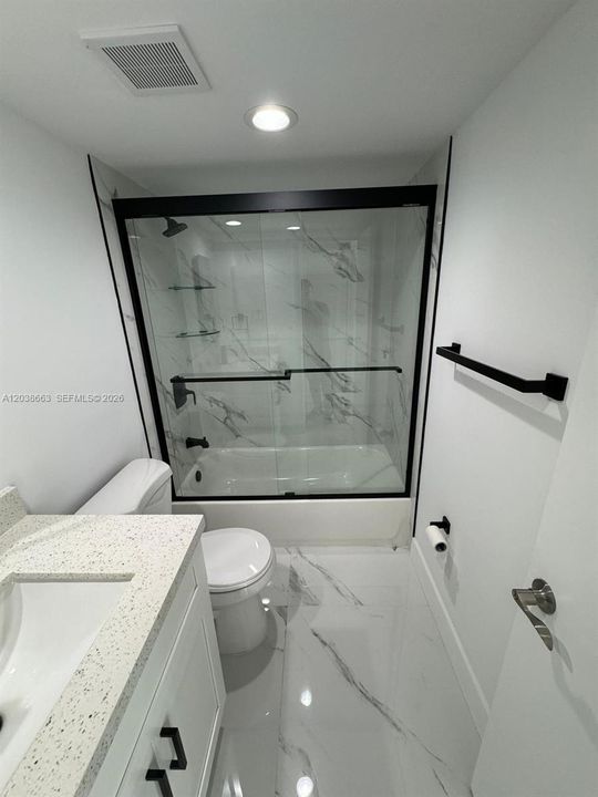В аренду: $2,000 (1 спален, 1 ванн, 838 Квадратных фут)
