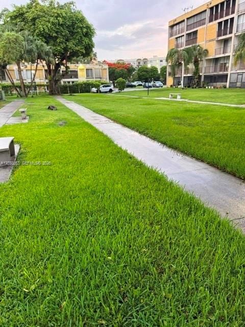 В аренду: $2,000 (1 спален, 1 ванн, 838 Квадратных фут)