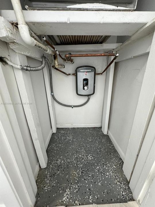 В аренду: $2,000 (1 спален, 1 ванн, 838 Квадратных фут)