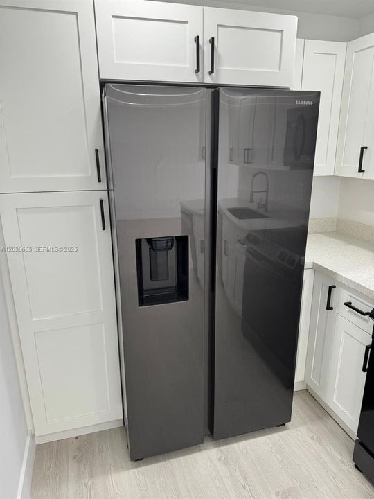 В аренду: $2,000 (1 спален, 1 ванн, 838 Квадратных фут)