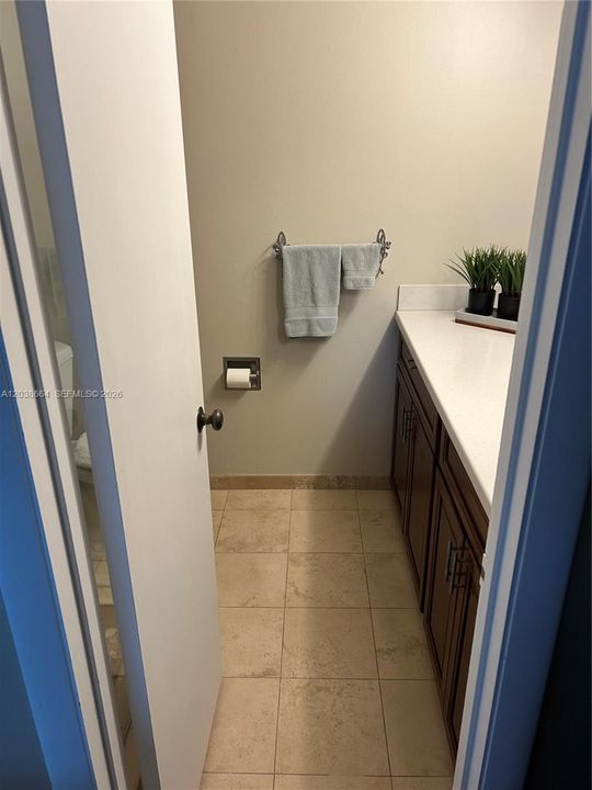 En Venta: $485,900 (2 camas, 2 baños, 1160 Pies cuadrados)