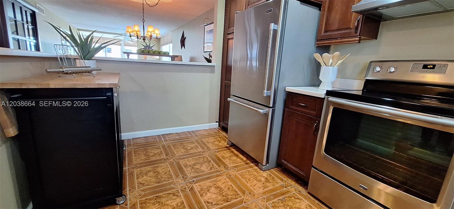 En Venta: $485,900 (2 camas, 2 baños, 1160 Pies cuadrados)