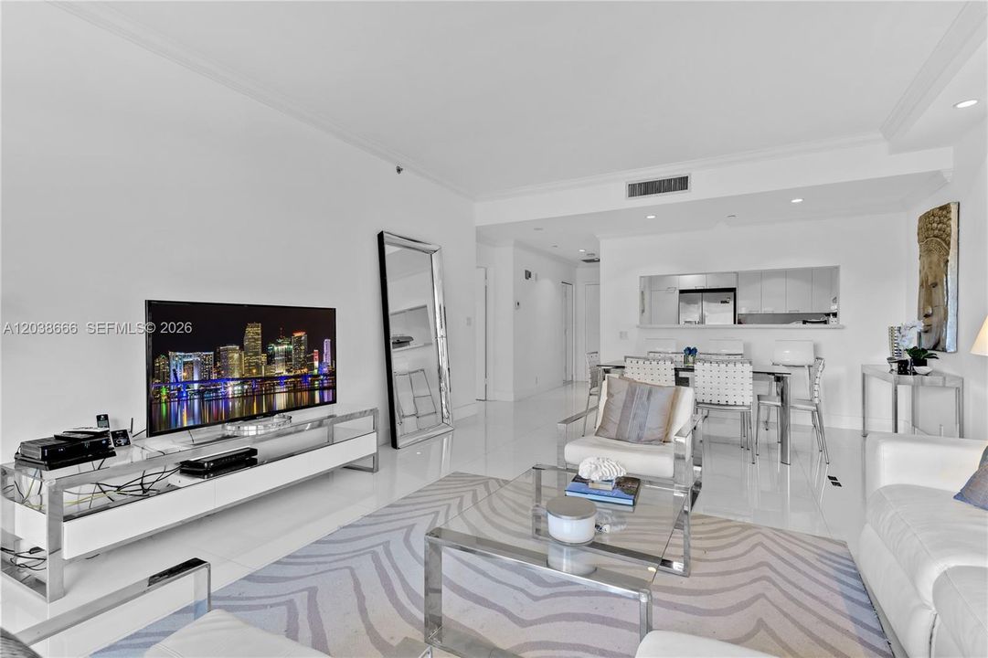 В аренду: $7,200 (2 спален, 2 ванн, 1546 Квадратных фут)