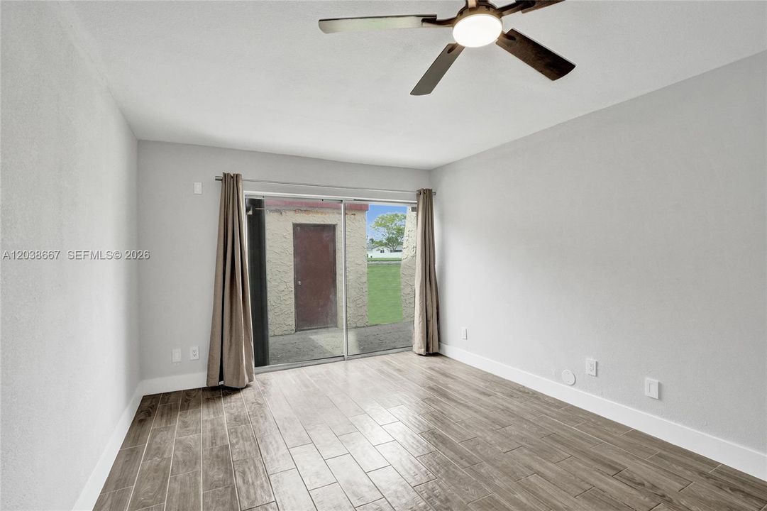 В аренду: $2,800 (2 спален, 2 ванн, 1100 Квадратных фут)